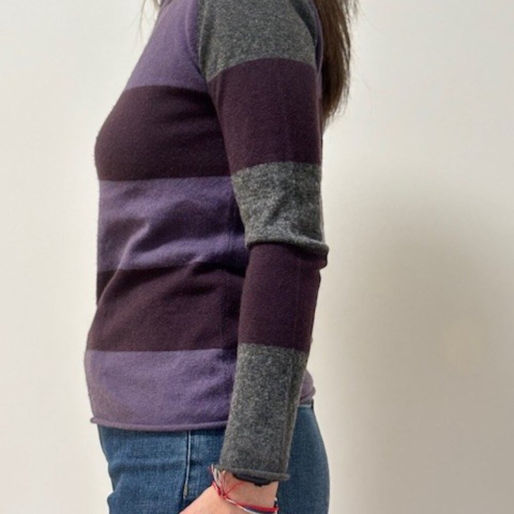 Black Goat Cashmere crewneck sweater, purple and grey, size M - Picture 3 of 7